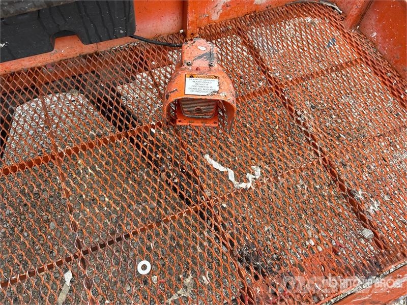 JLG 450AJ 4WD Gasoline Articulating Boom Lift 관절형 전동이동 리프트