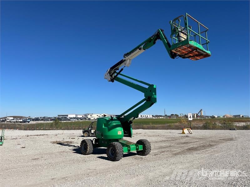 JLG 450AJ Series ll 4WD Diesel Articulating Boom Lift Strēles pacēlāji