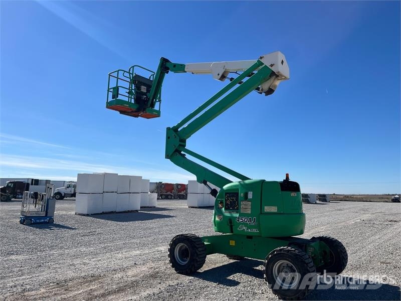 JLG 450AJ Series ll 4WD Diesel Articulating Boom Lift Strēles pacēlāji