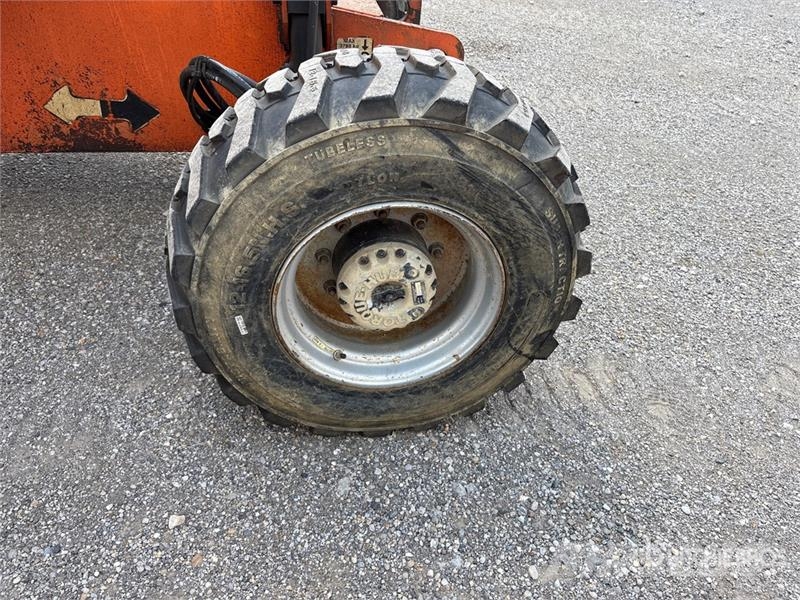 JLG 460SJ 4WD Diesel Articulating Boom Lift Knikarmhoogwerkers