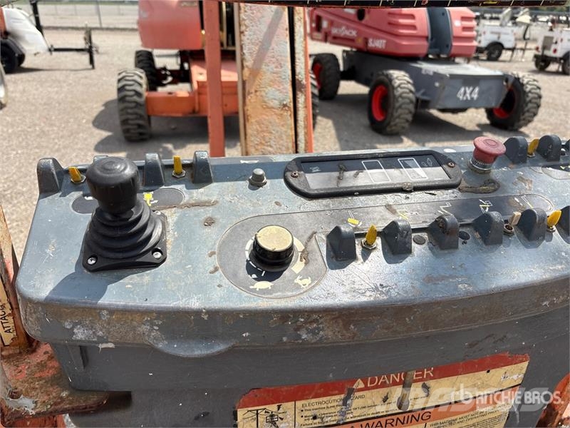 JLG 460SJ 4WD Diesel Articulating Boom Lift Knikarmhoogwerkers