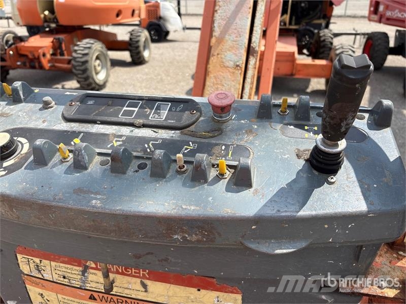 JLG 460SJ 4WD Diesel Articulating Boom Lift Knikarmhoogwerkers