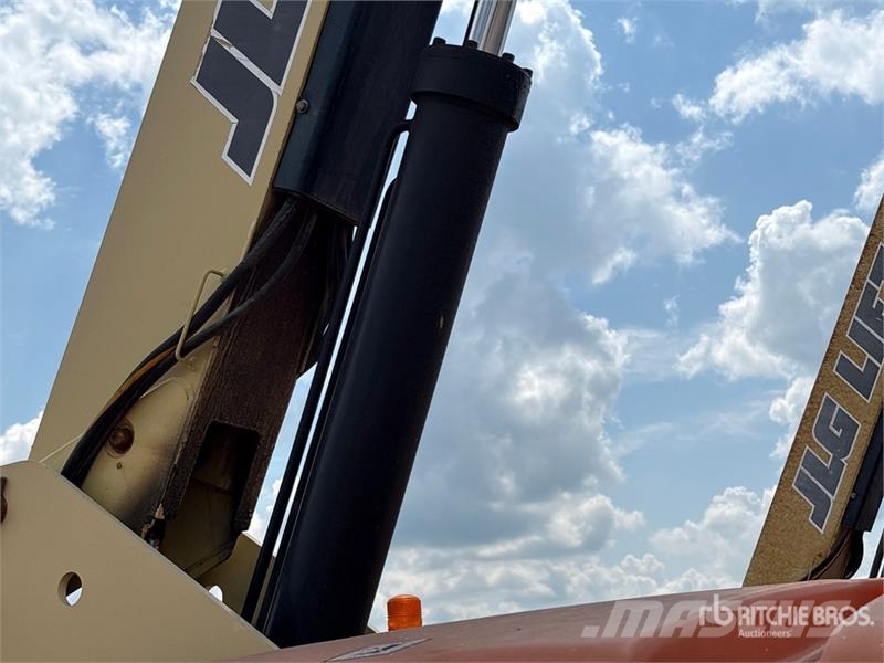JLG 460SJ 4WD Diesel Articulating Boom Lift Knikarmhoogwerkers