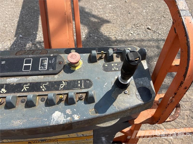 JLG 460SJ 4WD Diesel Articulating Boom Lift Knikarmhoogwerkers