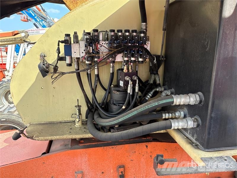 JLG 460SJ 4WD Diesel Articulating Boom Lift Knikarmhoogwerkers
