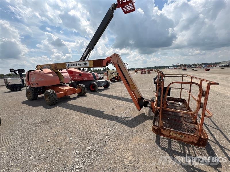 JLG 460SJ 4WD Diesel Articulating Boom Lift Knikarmhoogwerkers