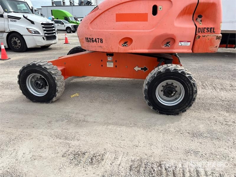 JLG 460SJ 4WD Diesel Telescopic Boom Lift Teleskoop poomtõstukid