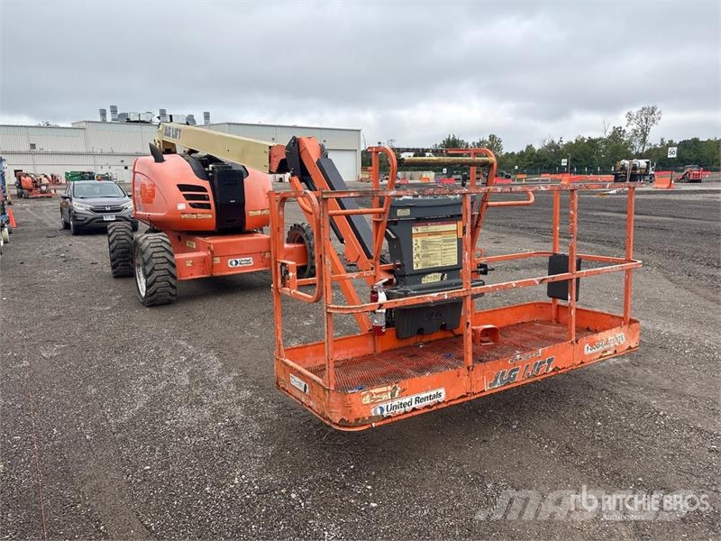 JLG 600AJ 4WD Diesel Articulating Boom Lift Strēles pacēlāji