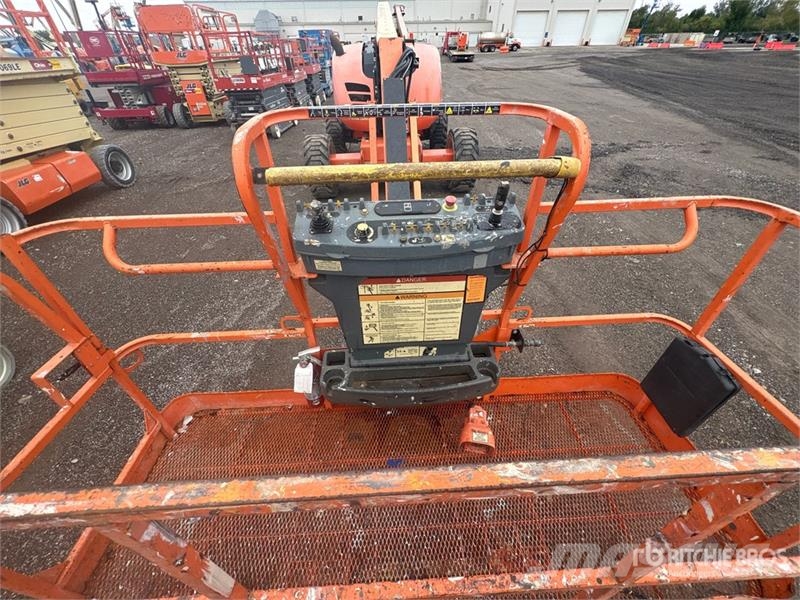 JLG 600AJ 4WD Diesel Articulating Boom Lift Strēles pacēlāji
