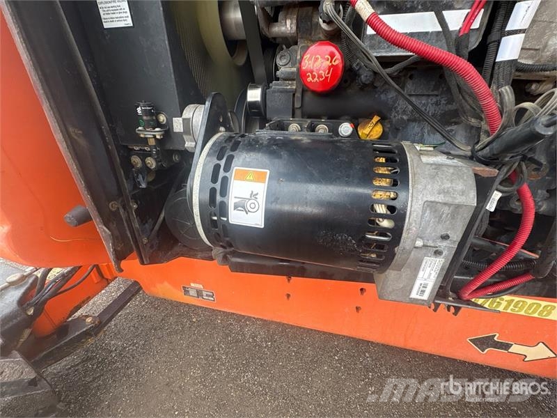 JLG 600AJ 4WD Diesel Articulating Boom Lift Strēles pacēlāji