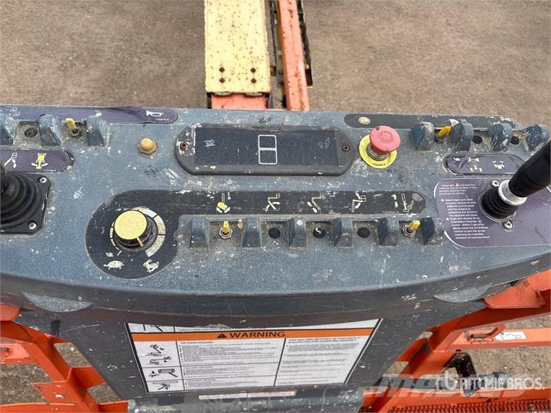 JLG 600S 2WD Diesel Telescopic Boom Lift - Factory Rec Телескопические подъемники