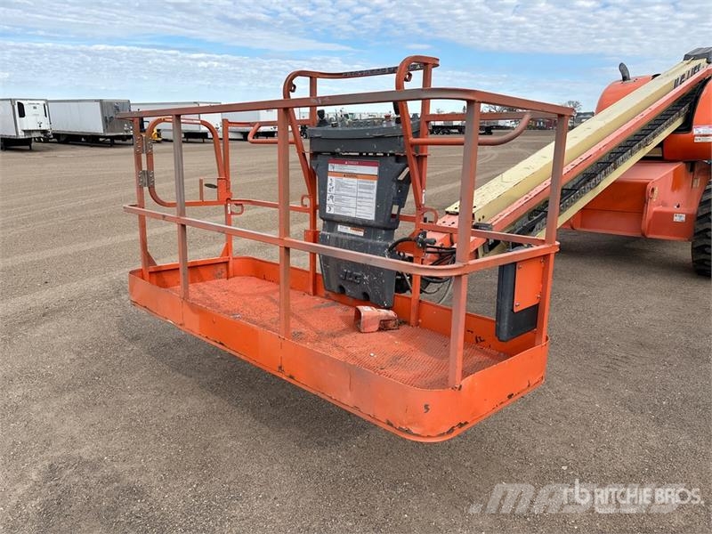 JLG 600S 2WD Diesel Telescopic Boom Lift - Factory Rec Телескопические подъемники