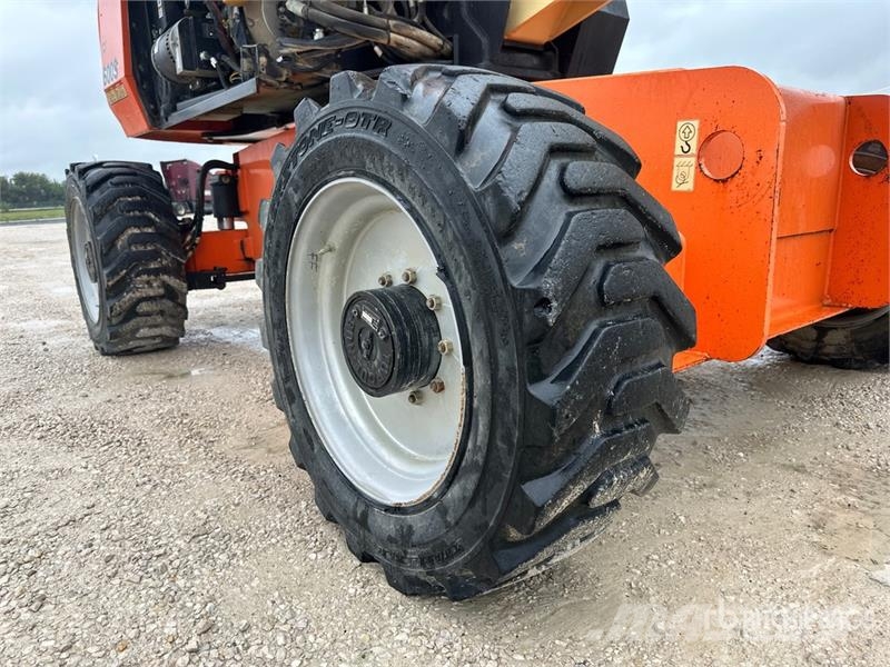 JLG 600S 4WD Diesel Telescopic Boom Lift Nacelles télescopiques