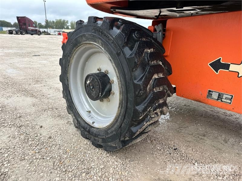 JLG 600S 4WD Diesel Telescopic Boom Lift Nacelles télescopiques