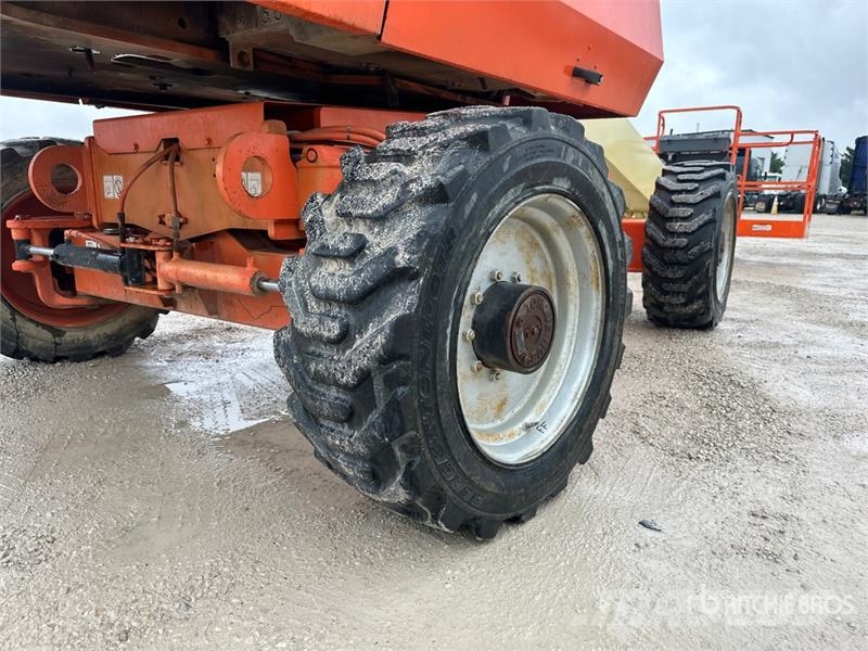 JLG 600S 4WD Diesel Telescopic Boom Lift Nacelles télescopiques