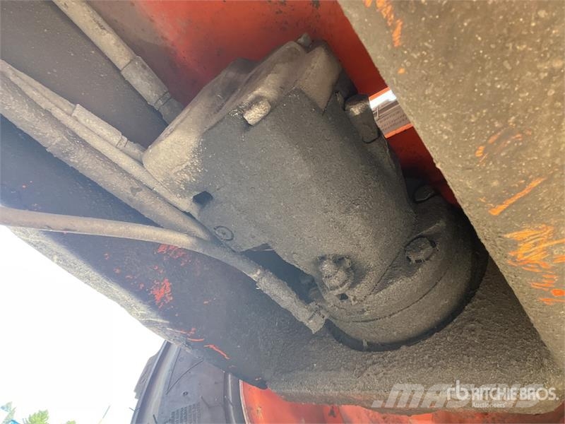 JLG 601S 4WD Diesel Articulating Boom Lift 관절형 전동이동 리프트