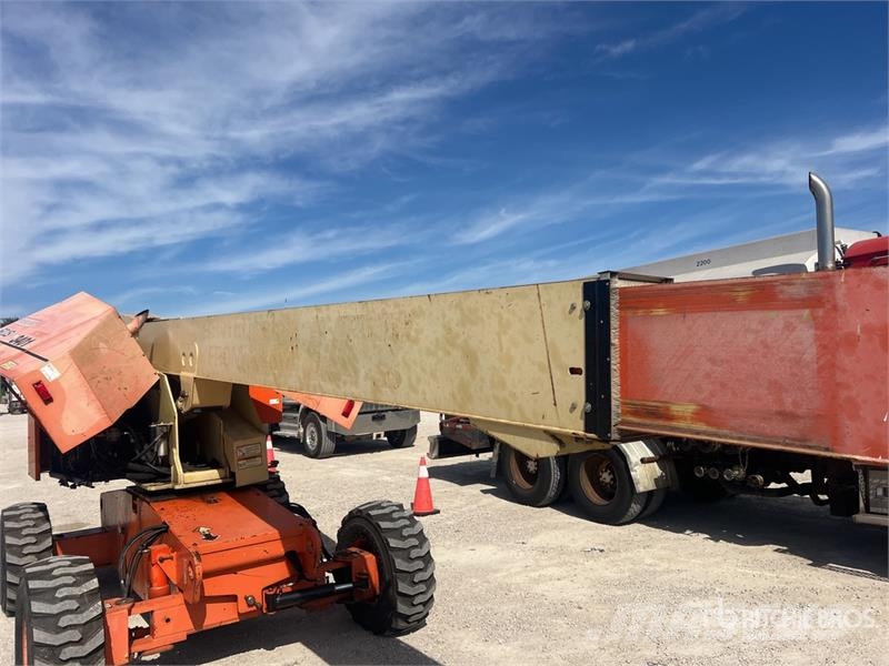 JLG 601S 4WD Diesel Articulating Boom Lift 관절형 전동이동 리프트