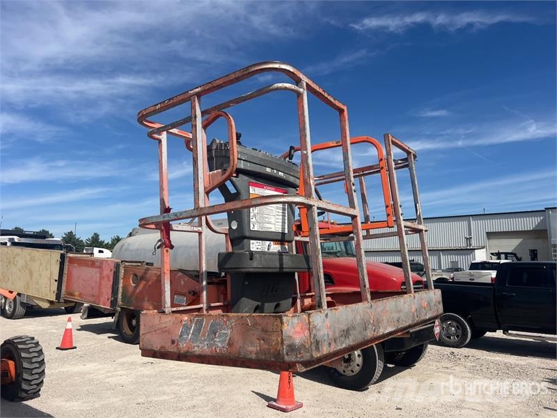 JLG 601S 4WD Diesel Articulating Boom Lift 관절형 전동이동 리프트