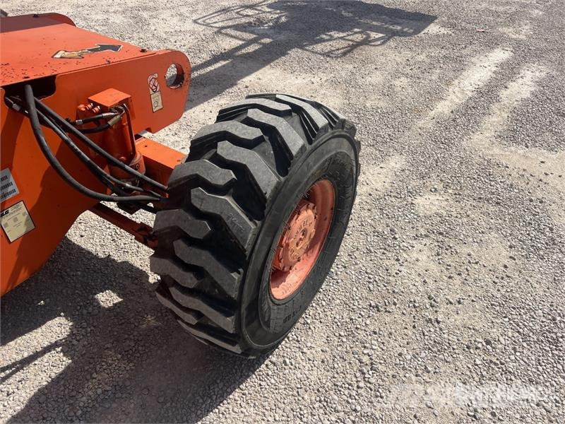 JLG 601S 4WD Diesel Articulating Boom Lift 관절형 전동이동 리프트