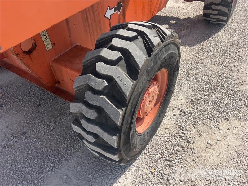 JLG 601S 4WD Diesel Articulating Boom Lift 관절형 전동이동 리프트