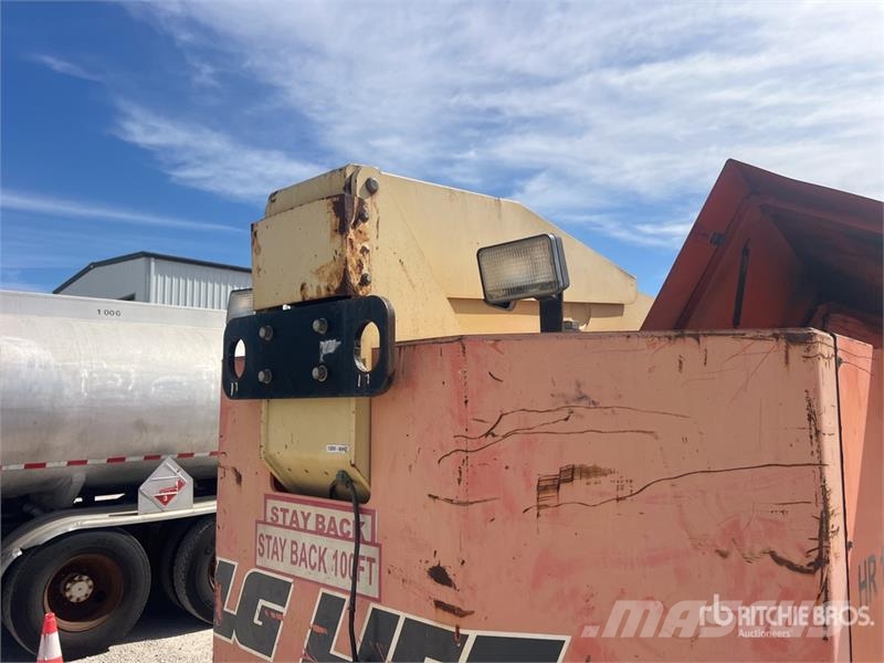 JLG 601S 4WD Diesel Articulating Boom Lift 관절형 전동이동 리프트