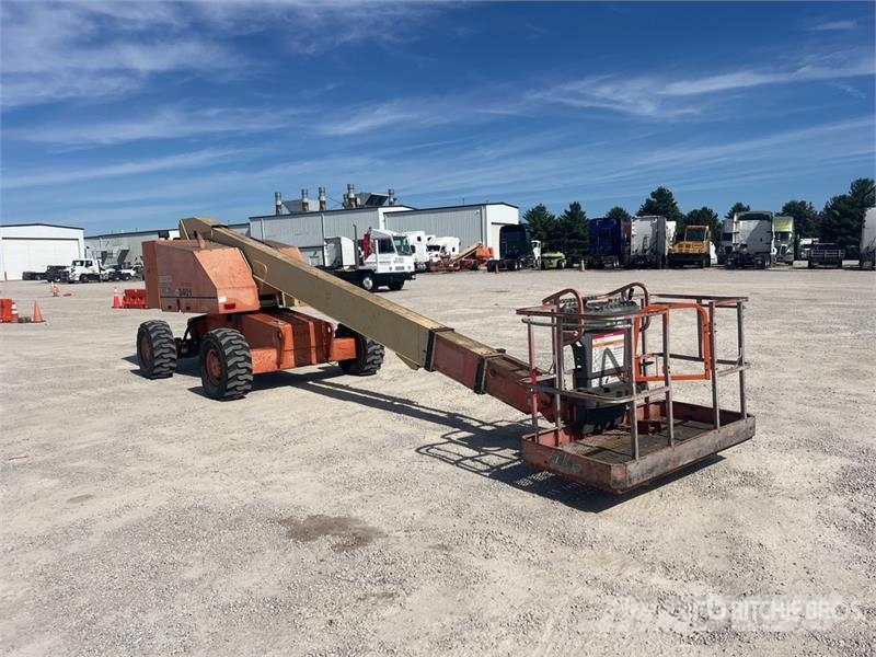 JLG 601S 4WD Diesel Articulating Boom Lift 관절형 전동이동 리프트