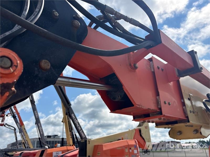 JLG 660SJ 4WD Diesel Telescopic Boom Lift Telescoophoogwerkers