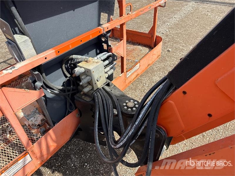 JLG 660SJ 4WD Diesel Telescopic Boom Lift Telescoophoogwerkers