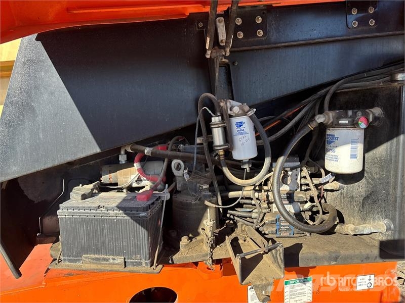 JLG 660SJ 4WD Diesel Telescopic Boom Lift Podnośniki teleskopowe