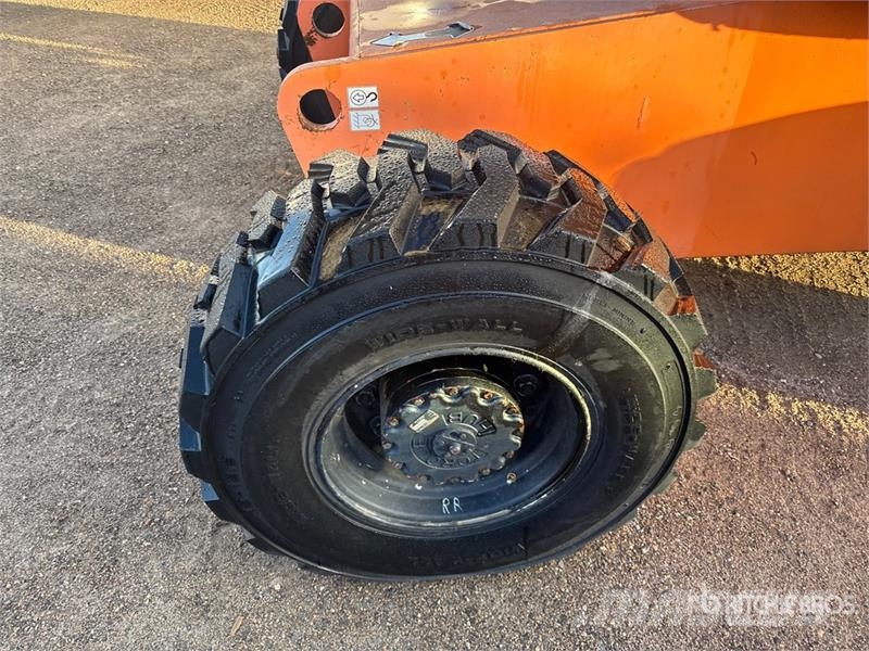 JLG 660SJ 4WD Diesel Telescopic Boom Lift Plataformas elevatórias telescópicas