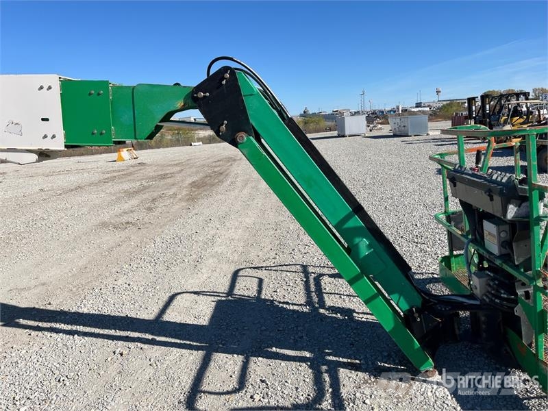 JLG 660SJ 4WD Diesel Telescopic Boom Lift Teleskopiskie pacēlāji