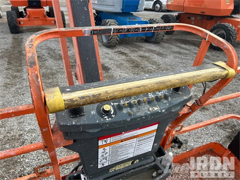 JLG 800 AJ 4WD Diesel Articulating Boom Lift Zglobne dvižne ploščadi