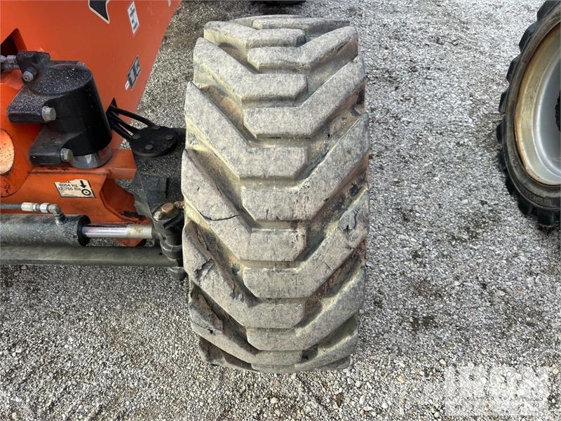JLG 800 AJ 4WD Diesel Articulating Boom Lift Zglobne dvižne ploščadi