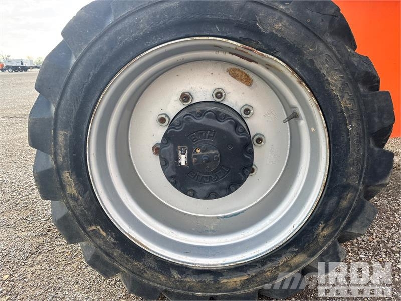 JLG 800 AJ 4WD Diesel Articulating Boom Lift Zglobne dvižne ploščadi