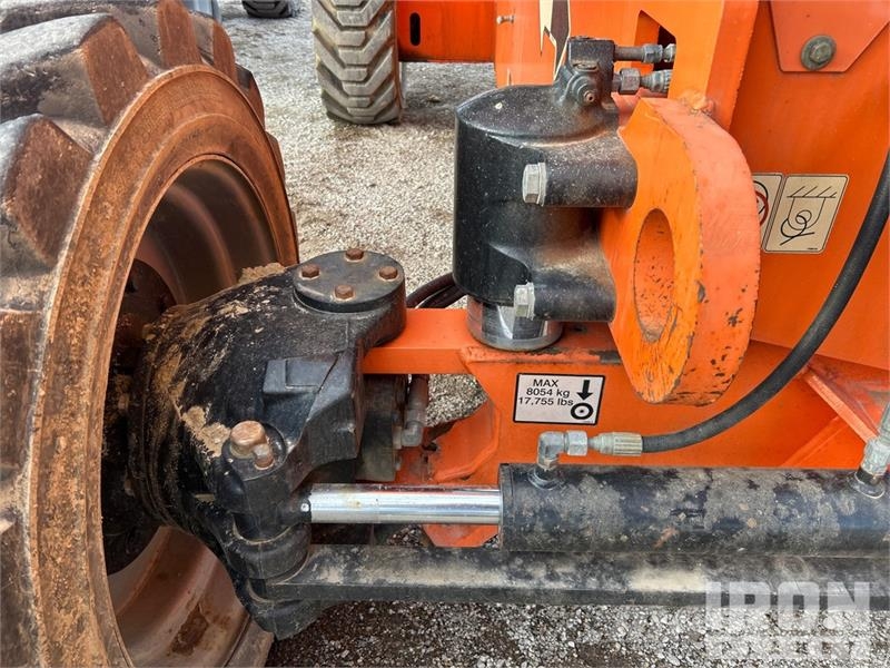 JLG 800 AJ 4WD Diesel Articulating Boom Lift Zglobne dvižne ploščadi