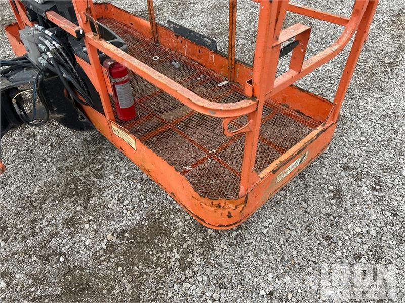JLG 800 AJ 4WD Diesel Articulating Boom Lift Zglobne dvižne ploščadi