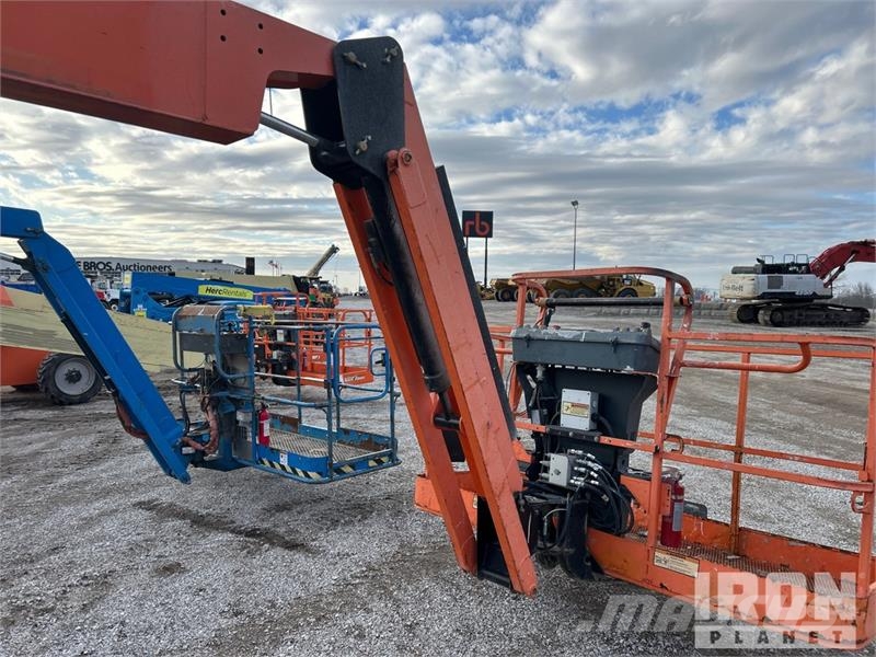 JLG 800 AJ 4WD Diesel Articulating Boom Lift Zglobne dvižne ploščadi