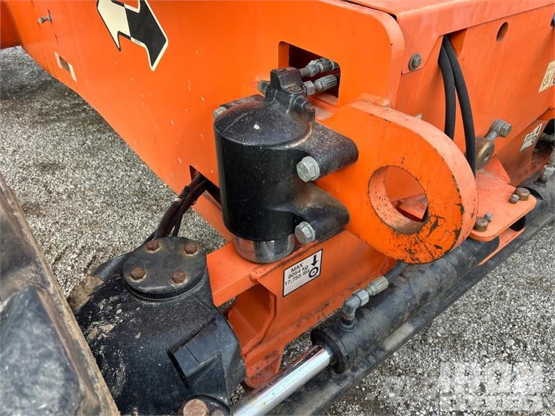 JLG 800 AJ 4WD Diesel Articulating Boom Lift Zglobne dvižne ploščadi