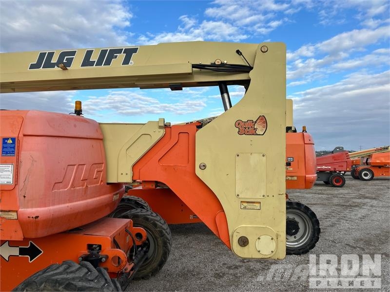 JLG 800 AJ 4WD Diesel Articulating Boom Lift Zglobne dvižne ploščadi