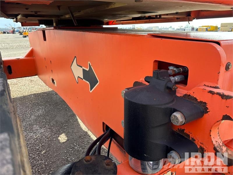 JLG 800 AJ 4WD Diesel Articulating Boom Lift Zglobne dvižne ploščadi