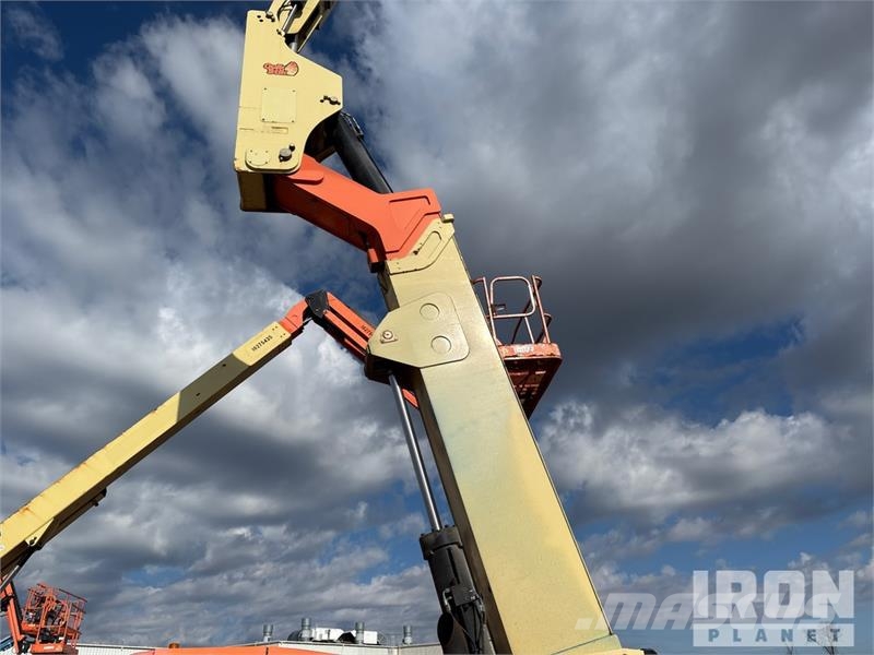 JLG 800 AJ 4WD Diesel Articulating Boom Lift Zglobne dvižne ploščadi