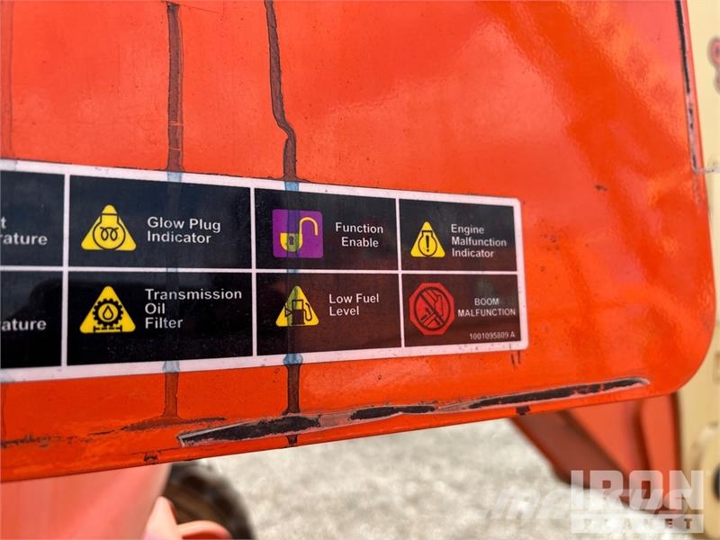 JLG 800 AJ 4WD Diesel Articulating Boom Lift Zglobne dvižne ploščadi