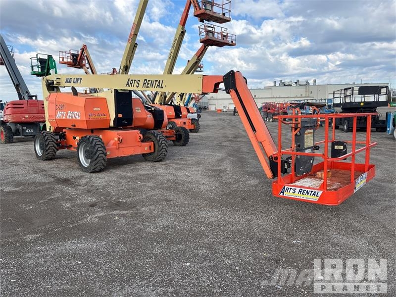 JLG 800 AJ 4WD Diesel Articulating Boom Lift Zglobne dvižne ploščadi
