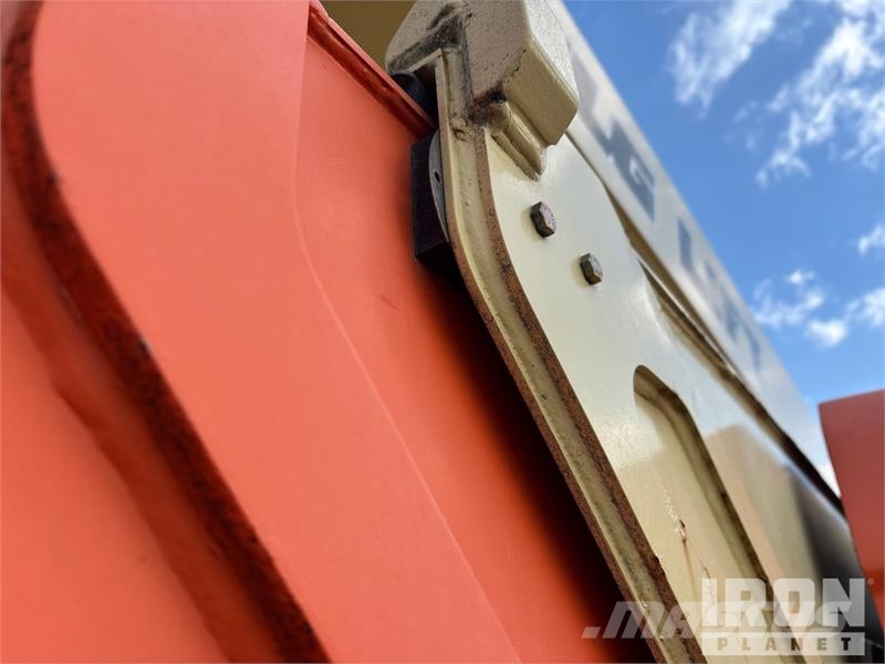 JLG 800 AJ 4WD Diesel Articulating Boom Lift Zglobne dvižne ploščadi