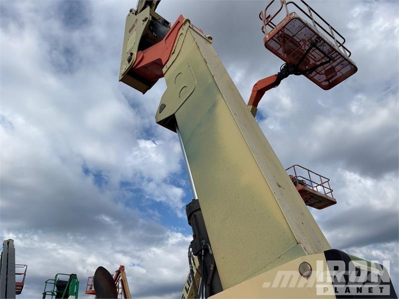 JLG 800 AJ 4WD Diesel Articulating Boom Lift Zglobne dvižne ploščadi