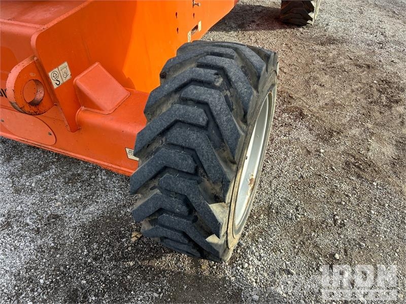 JLG 800 AJ 4WD Diesel Articulating Boom Lift Zglobne dvižne ploščadi