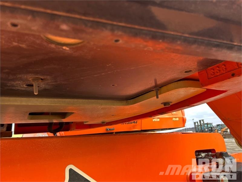 JLG 800 AJ 4WD Diesel Articulating Boom Lift Zglobne dvižne ploščadi