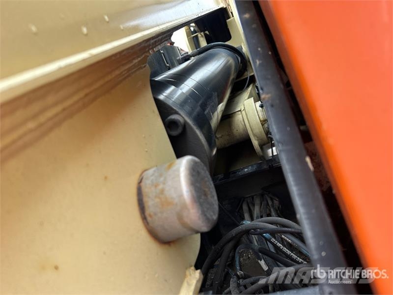 JLG 800S 4WD Diesel Telescopic Boom Lift Teleskoplifte