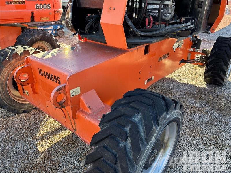 JLG 800S 4WD Diesel Telescopic Boom Lift Teleskopske dvižne ploščadi