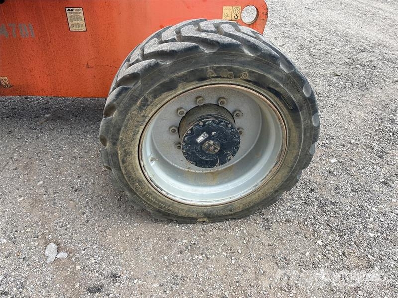 JLG 800S 4WD Diesel Telescopic Boom Lift Teleskopske dvižne ploščadi